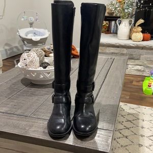 Via spiga waterproof boots. Calf length, black. Size 7 1/2
